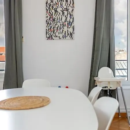 Apartment Grand Penthouse Parisien Pour 10 Personnes Pierrefitte-sur-Seine